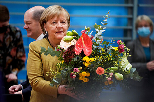Правительство Германии заплатило €55 тысяч за прическу и макияж Ангелы Меркель