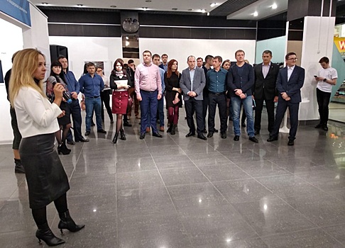 В Рязани открылась фотовыставка участников нацпроекта «Производительность труда и поддержка занятости»