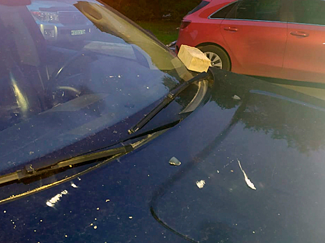 Буйный кемеровчанин атаковал три припаркованные иномарки