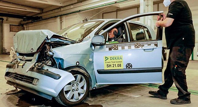 Старенький Hyundai Getz проверили на безопасность в ходе краш-теста