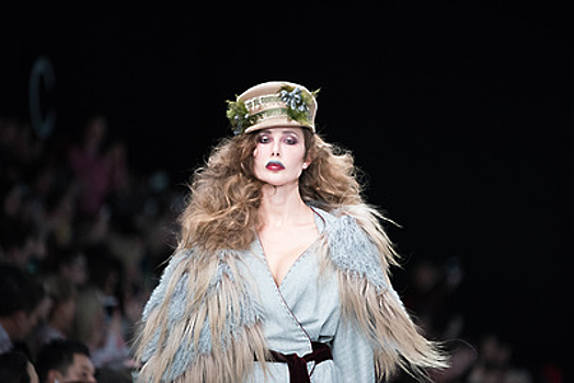 10 трендов с Недели моды MBFW Russia: Тринити‑стайл, меха и многослойность