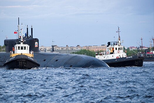 Северный флот сделают "пятым военным округом" России