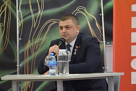 Спикер Воронежской гордумы выступил на Уроке Мужества