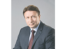 Председатель Гордумы Олег Лавричев поздравил медиков с профессиональным праздником