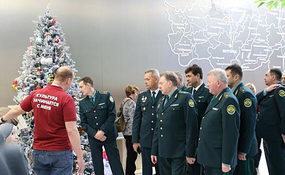 Курские таможенники посетили Международную выставку-форум «Россия» на ВДНХ