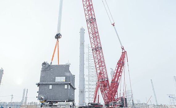 На новом этиленовом комплеске "Нижнекамскнефтехима" приступили к установке паровых котлов