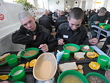 Недетский фашизм: Омбудсмен напомнила об ответственности за свастику с 16 лет