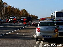 Пять жертв и 12 раненых: на Среднем Урале перекрыли федеральную трассу