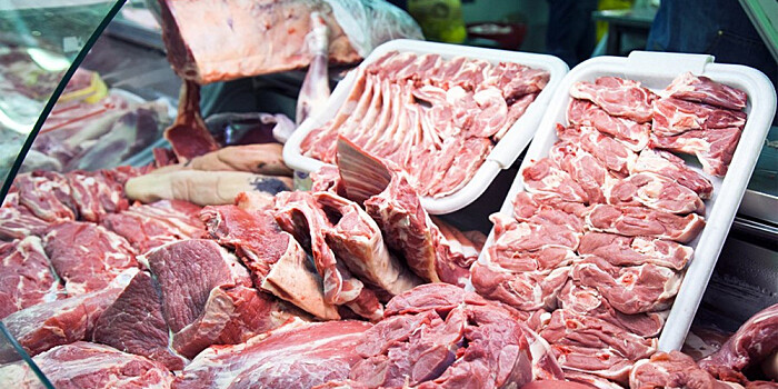 Казахстанцы вынуждены отказываться от мяса и фруктов из-за роста цен