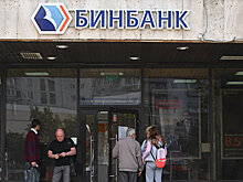 Шишханов не собирается уходить из банковского бизнеса