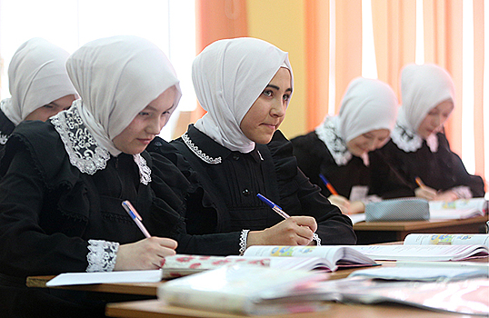 Учителям татарского подыскивают новые дисциплины
