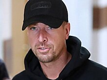 Суд в Москве ограничил в родительских правах блогера Алекса Лесли