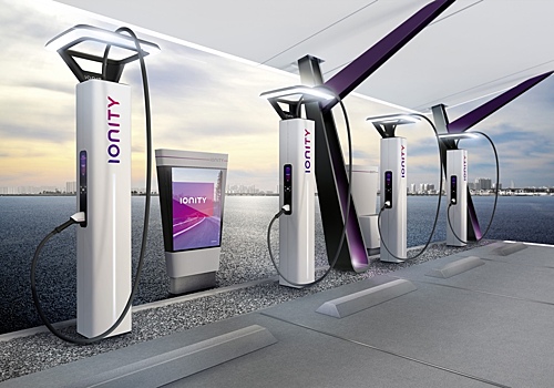 BMW, Daimler, Ford и VW показали, как будут выглядеть их электрозаправки