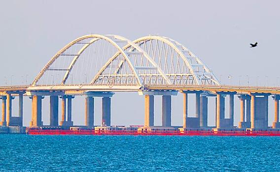 Неудачная, но опасная атака СБУ на Крымский мост. Подробности