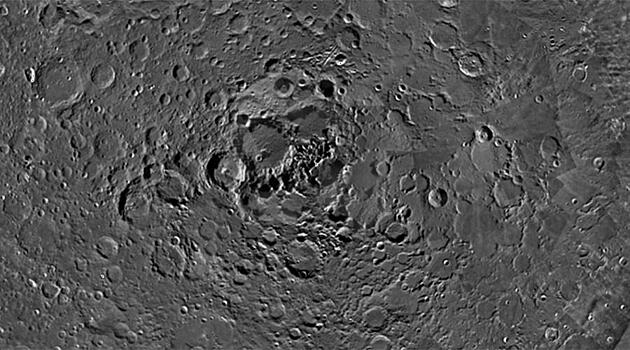 Учёные озадачились новыми фото с тёмной стороны Луны