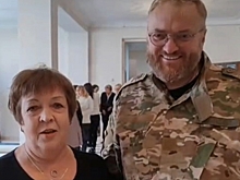 Ушедший добровольцем депутат ГД Милонов передал Алексею Текслеру благодарность за восстановленную на Донбассе школу