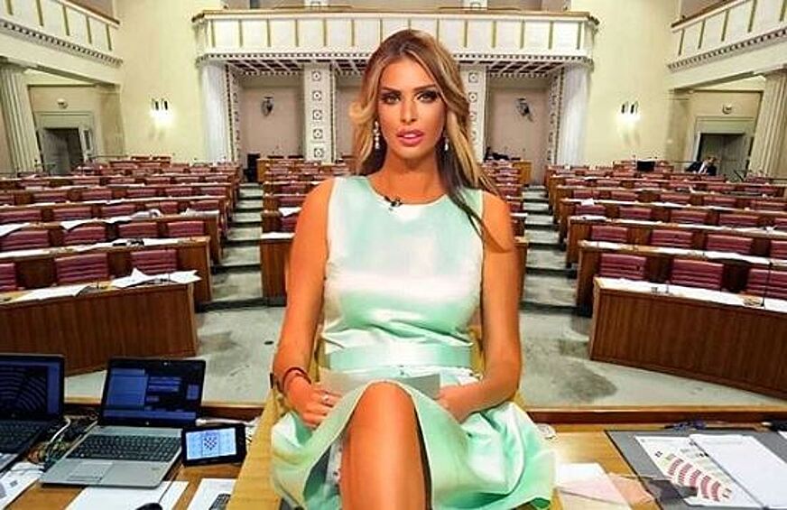 Бывшая модель Playboy намерена участвовать в выборах президента Хорватии. Ей 31 год, и она рассчитывает серьезно заявить о себе. 
