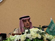 Глава МИД Саудовской Аравии призвал надавить на Иран