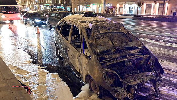 Труп мужчины найден в сгоревшем автомобиле в Москве
