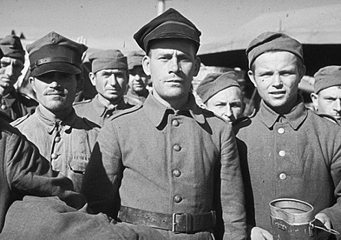 Что стало с польскими солдатами в плену Красной Армии