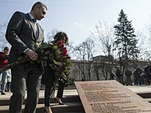 В Киеве открыли сквер имени Немцова