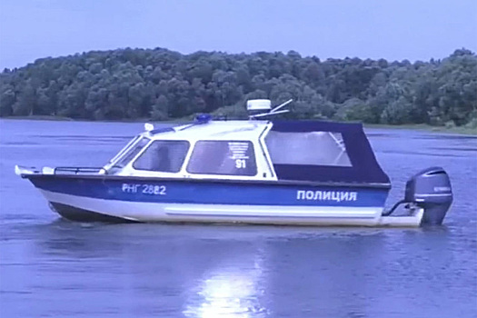 Упавшего в Обь с моста мужчину спасли полицейские в Новосибирске