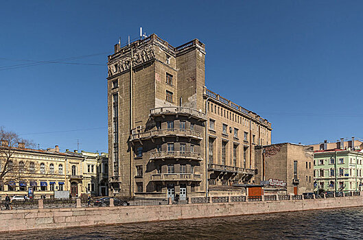 В Петербурге стоимость квартиры по ее адресу определить невозможно
