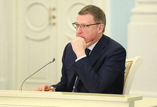 «До Новосибирска я не долетел» - Бурков прокомментировал слухи о том, что лечился от коронавируса в Москве