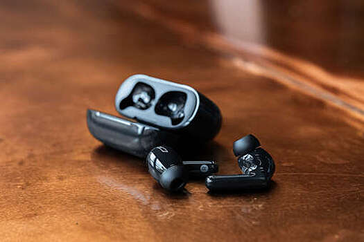 У ретейлеров появились бюджетные наушники HUAWEI с длительной автономностью