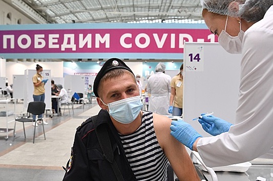 Коллективный иммунитет к COVID-19 в РФ достиг 60%