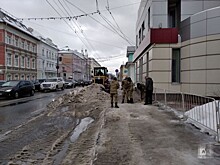 В Ярославле к уборке города привлекают муниципальные предприятия и военных