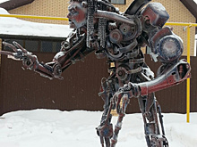 В Сызрани гигантский уличный робот изменит свою внешность