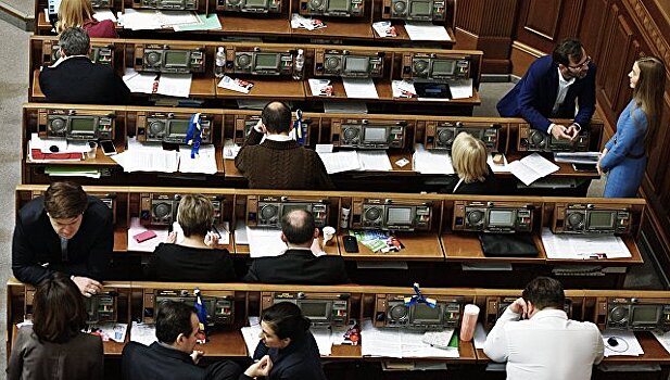 Киев может разрешить странам НАТО размещать на Украине базы, считают в Раде