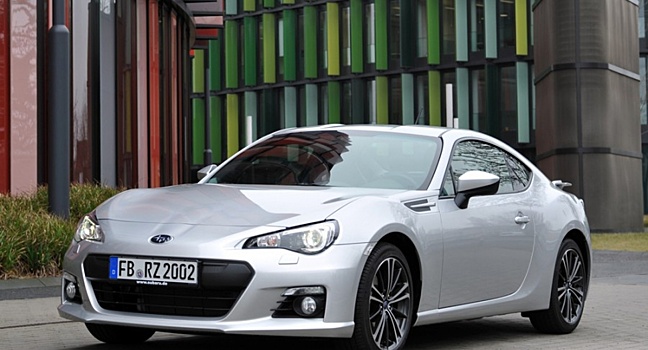 Японский Subaru BRZ: Главные преимущества и недостатки этой модели
