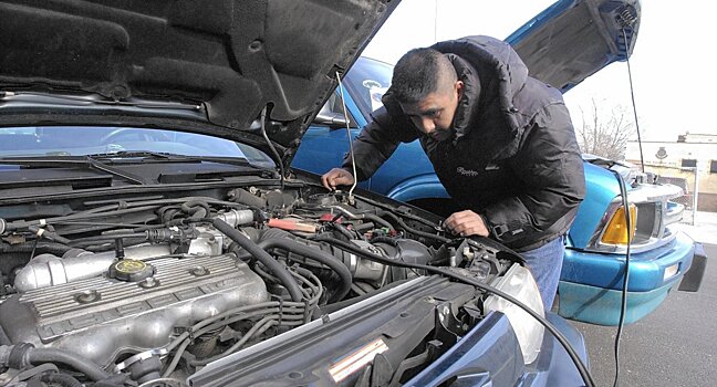 Почему нельзя долго крутить стартер автомобиля?