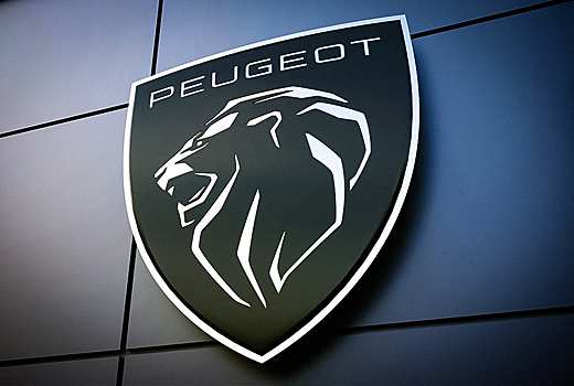 Peugeot радикально изменила логотип