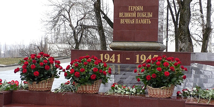 Память павших в Сталинградской битве солдат почтили минутой молчания в Нальчике