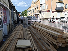 Власти пообещали восстановить пострадавший во время крупного пожара ТЦ в Кузбассе