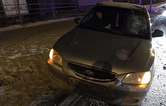 В Екатеринбурге иномарка сбила 17-летнего подростка на «зебре»