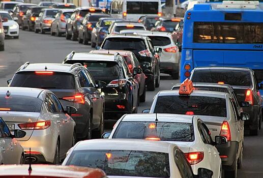 Малиновского и Шолохова: составлен рейтинг самых аварийных дорог Ростова