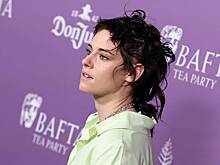 Звездный стилист назвал прически, которые визуально старят женщин