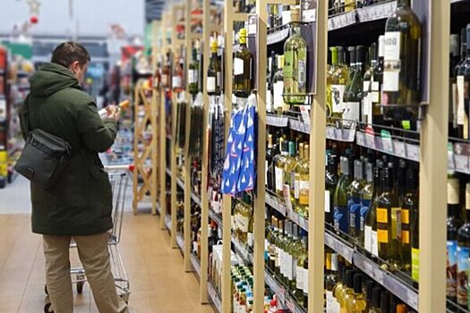 В Подмосковье запретили продажу алкоголя в магазинах с выходом во двор