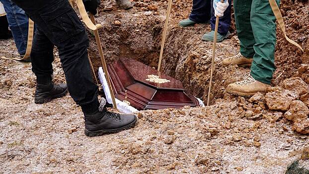 Советник главы Сочи заработал миллионы на афере с могилами