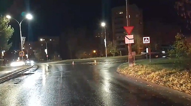 Неизвестный водитель сбил подростка в Сарове и скрылся