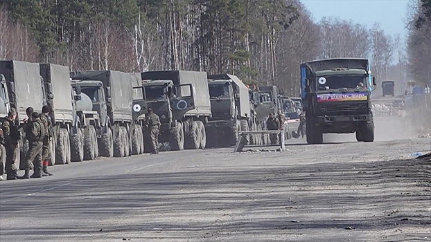 Дрожжи, хлеб, медикаменты: российские военные рассказали, что просят жители Украины в качестве гумпомощи