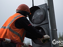 Теперь без пробок? В Омске завершили внедрение искусственного интеллекта в светофоры