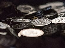 Стабильная нефть не помогла рублю укрепиться