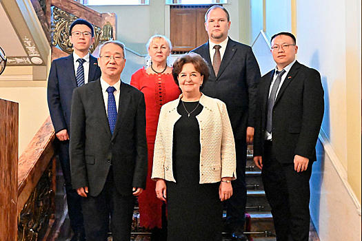 Китайская делегация посетила Ивановскую областную Думу в рамках форума «РуКи»