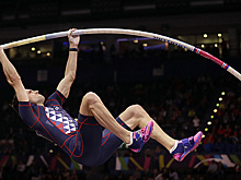 Лавиллени завоевал золото в прыжках с шестом на ЧМ