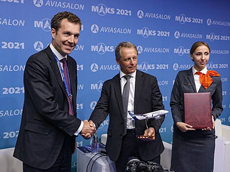 Авиакомпания Азимут будет летать на Airbus A220